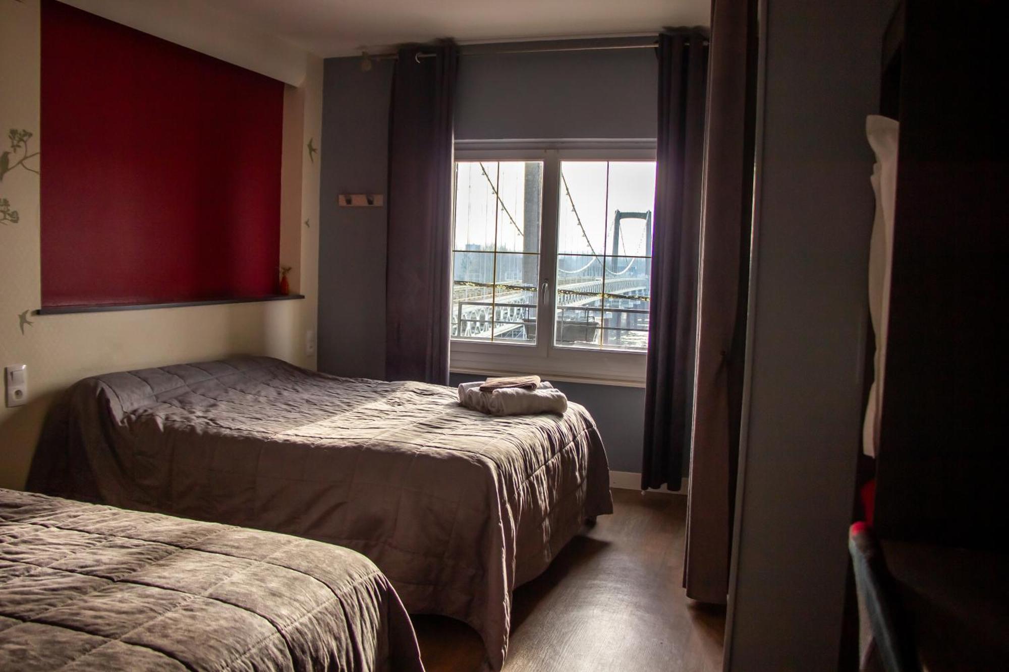Le Petit Pecheur Hotel Saint-Florent-le-Vieil Bagian luar foto