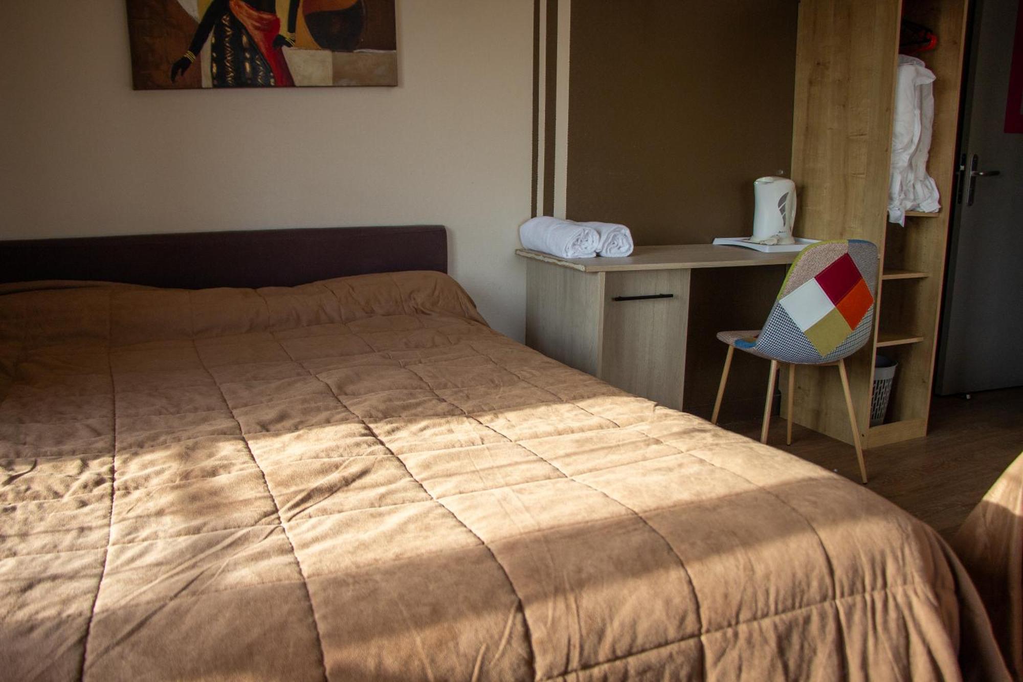 Le Petit Pecheur Hotel Saint-Florent-le-Vieil Bagian luar foto
