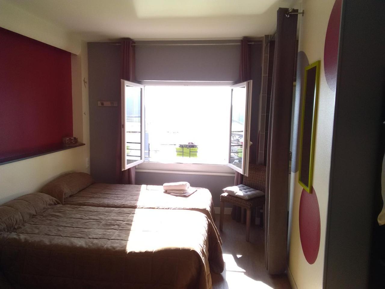 Le Petit Pecheur Hotel Saint-Florent-le-Vieil Bagian luar foto